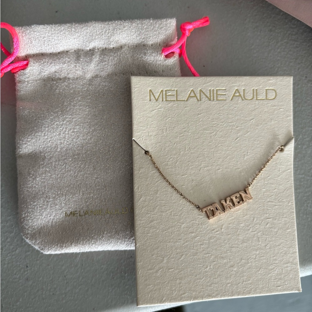 Gold Melanie Auld Taken' Necklace